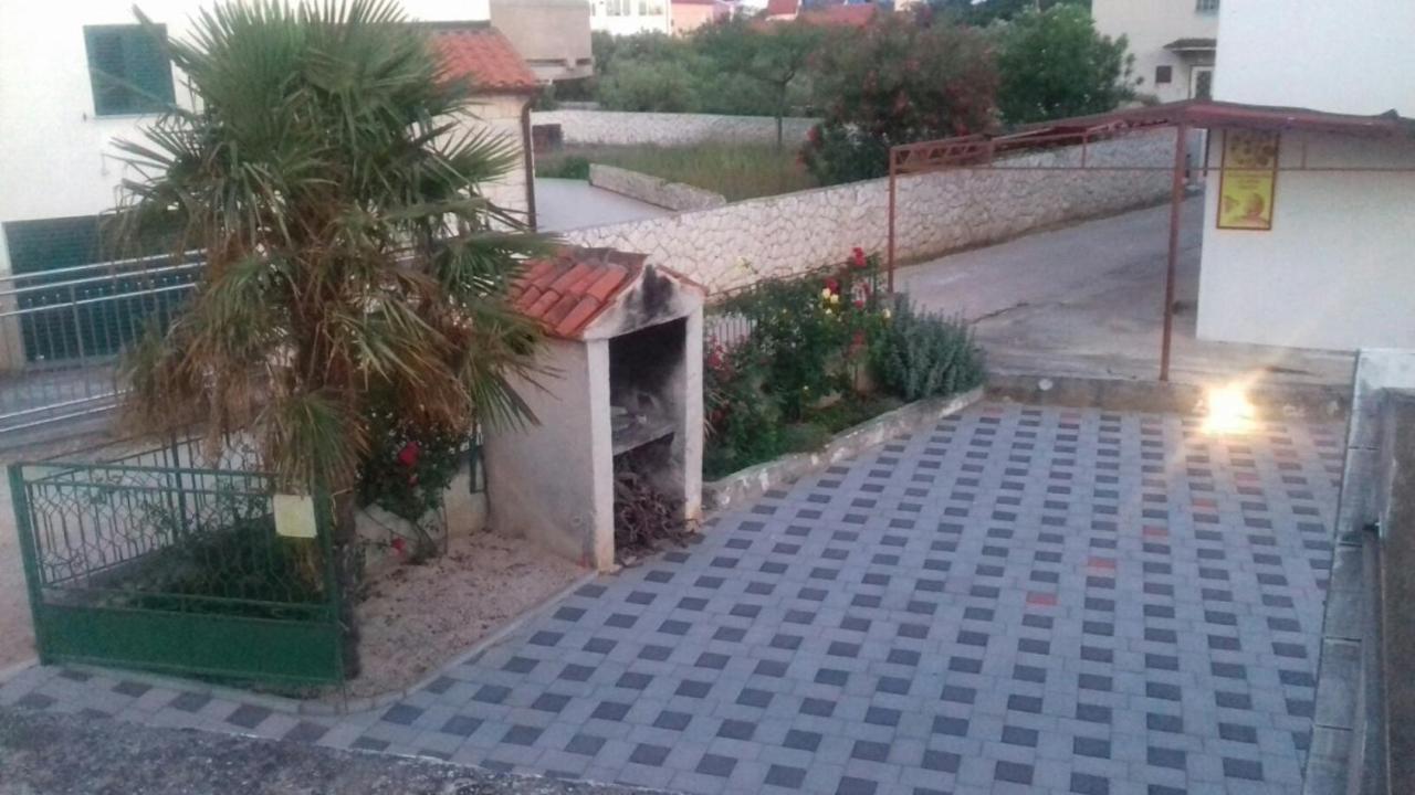 Apartments Tanfara Бродарица Экстерьер фото